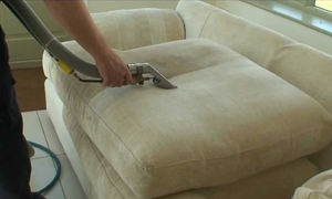 couch-steam-cleaning